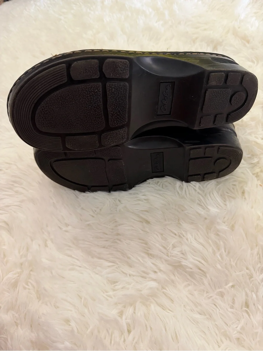 Cabelas classic black